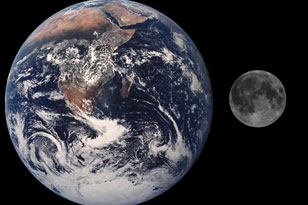 Земля на фоне Луны