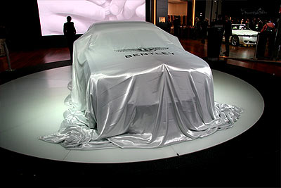Bentley накрыт покрывалом - задумана интрига